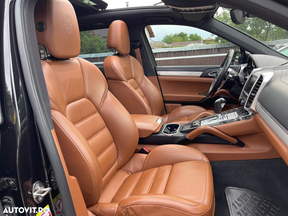 Porsche Cayenne Tiptronic S - 10