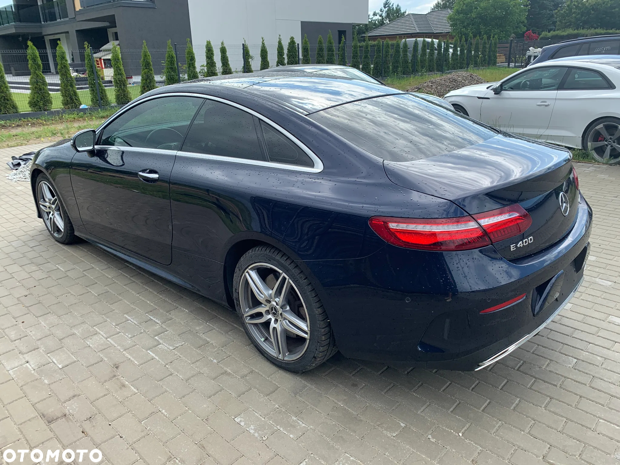 Mercedes-Benz Klasa E 400 4Matic Coupe 9G-TRONIC AMG Line - 9