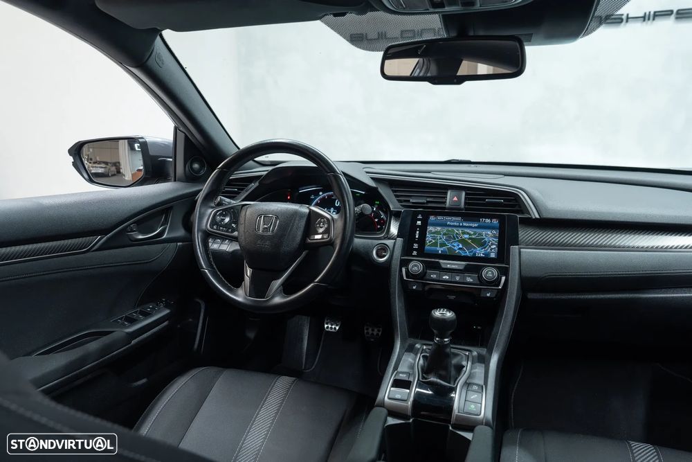 Honda Civic 1.5 i-VTEC Sport Plus - 19