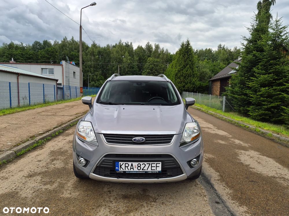 Ford Kuga 2.0 TDCi 2x4 Titanium - 9