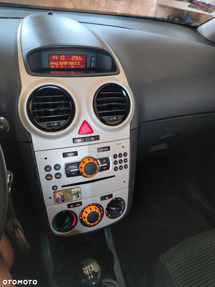 Opel Corsa 1.3 CDTI Essentia - 7