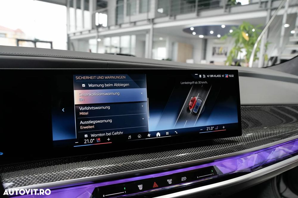 BMW Seria 7 740d xDrive MHEV - 23