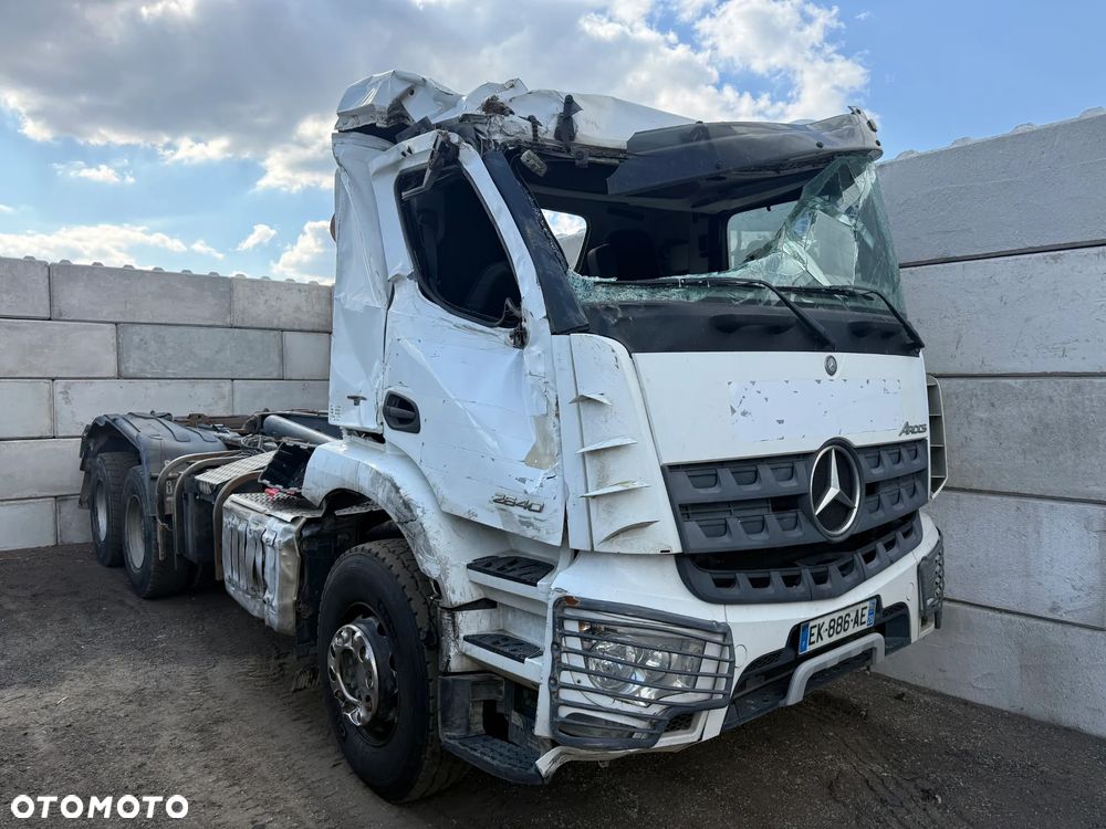 Mercedes-Benz Arocs 2640 - 2