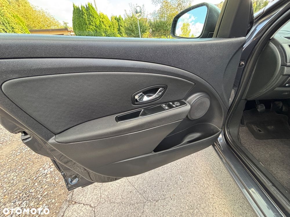 Renault Megane 1.6 16V 100 Expression - 12