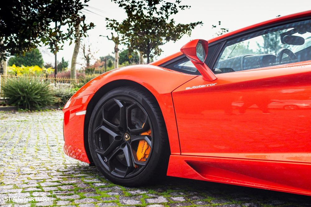 Lamborghini Aventador 6.5 V12 LP700-4 - 5
