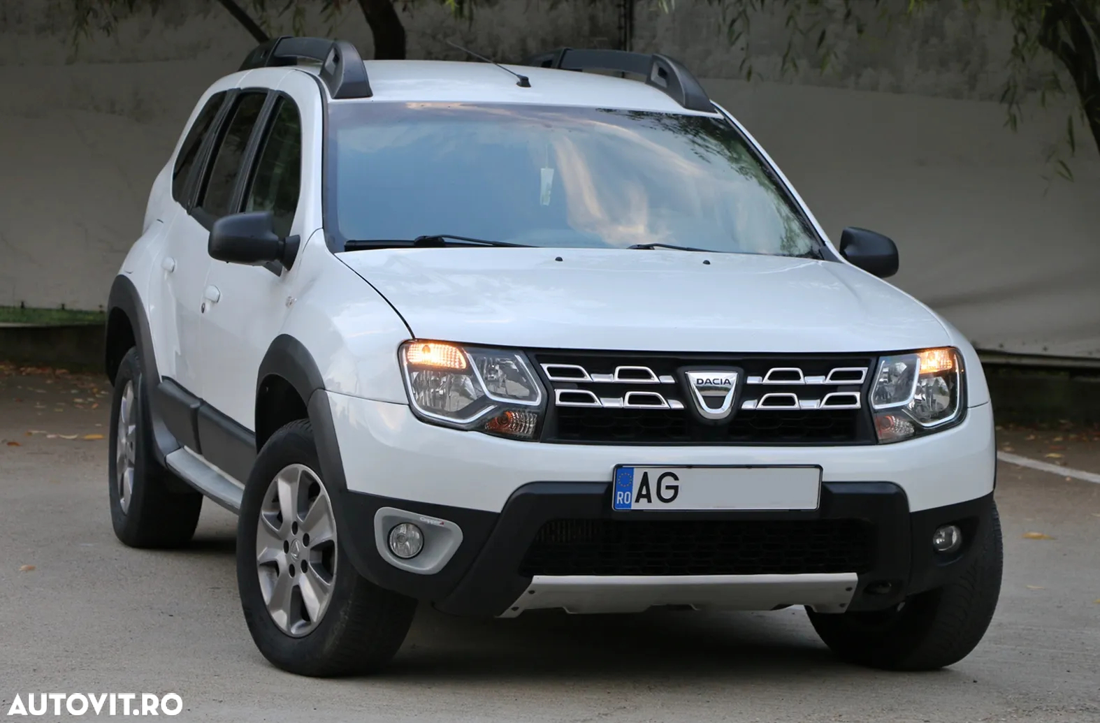 Dacia Duster 1.5 dCi 4x2 Laureate - 9