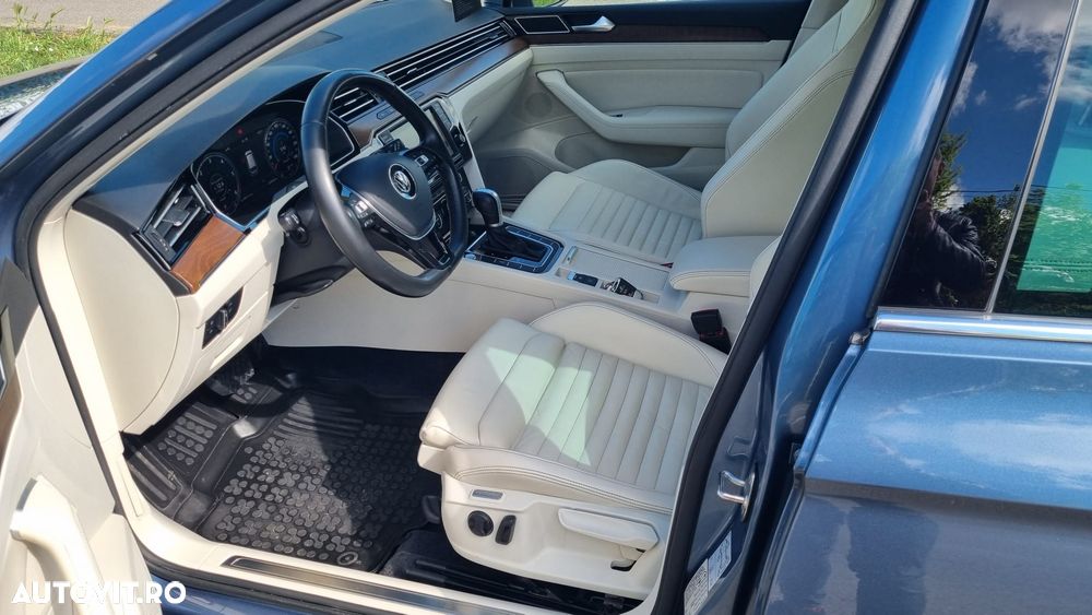 Volkswagen Passat 2.0 TDI DSG Comfortline - 5