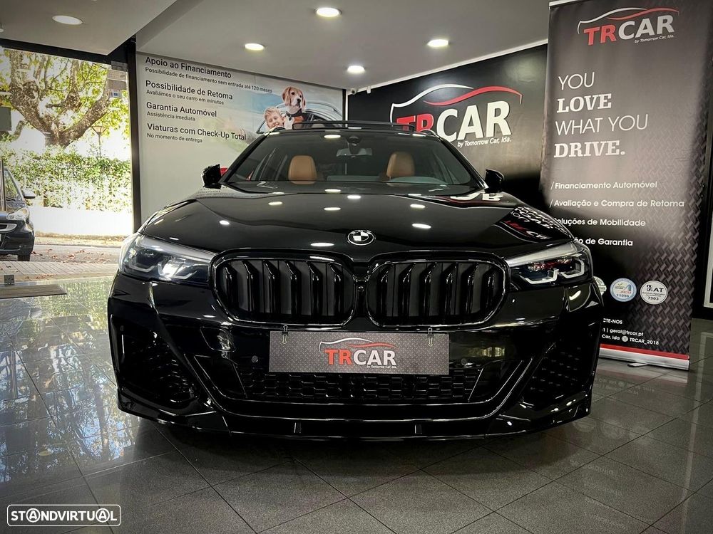 BMW 530 e Pack Desportivo M - 4