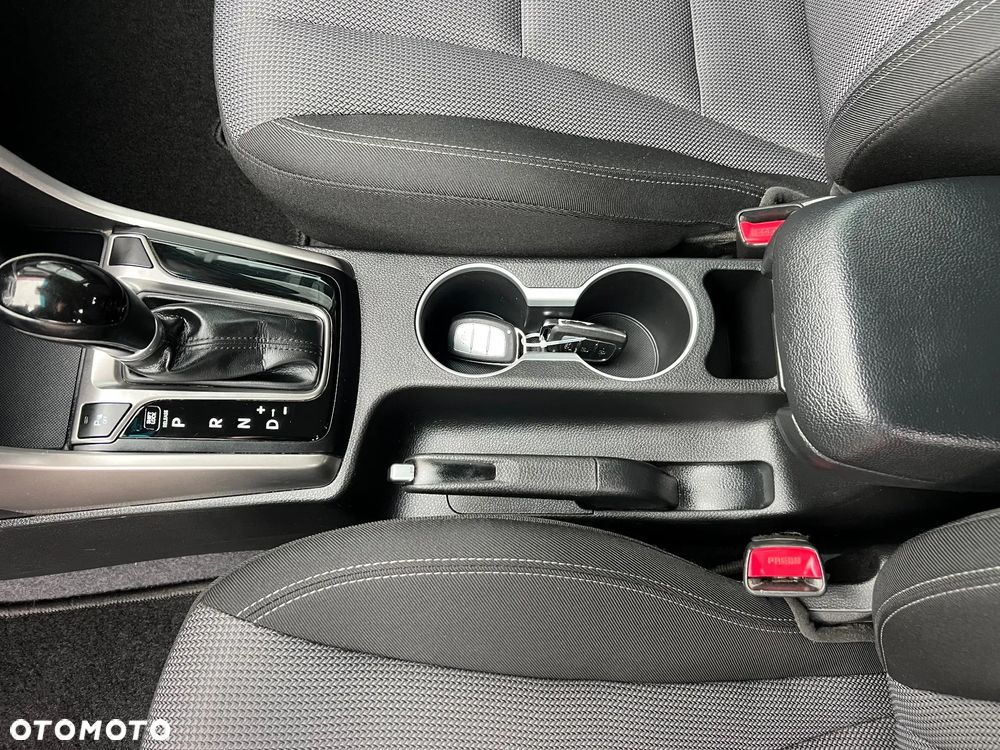 Hyundai i30 1.6 CRDi Automatik Style - 23