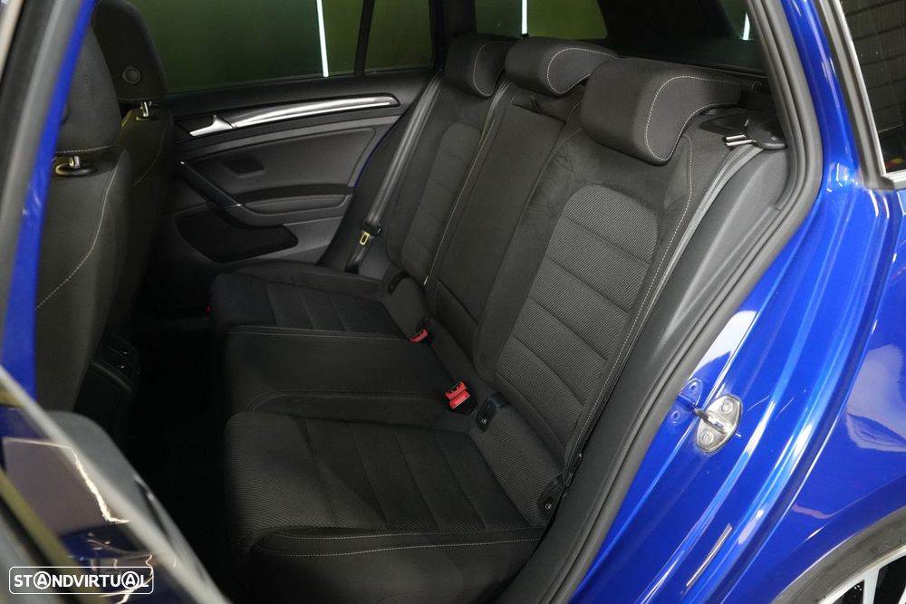 VW Golf 2.0 TSI R DSG - 31