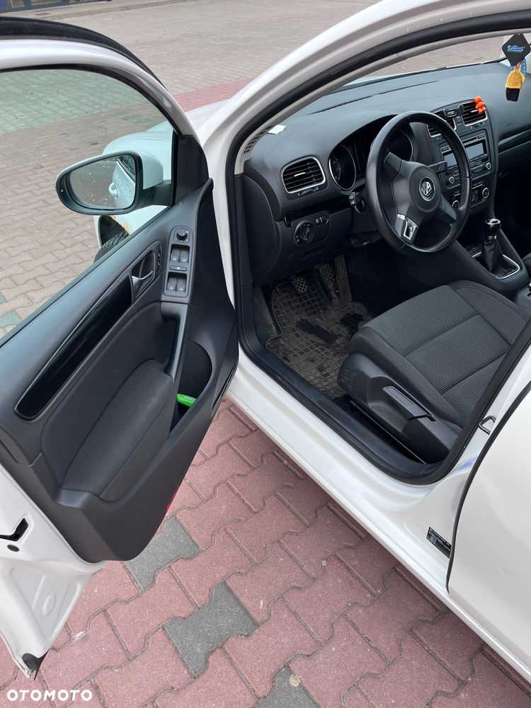 Volkswagen Golf - 18
