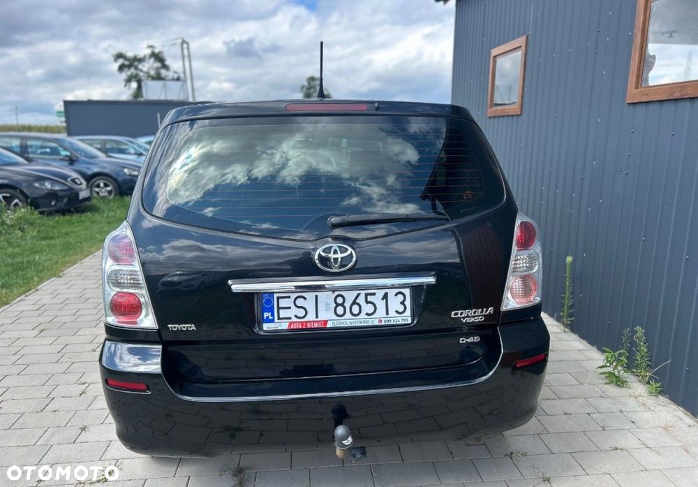 Toyota Corolla Verso - 7