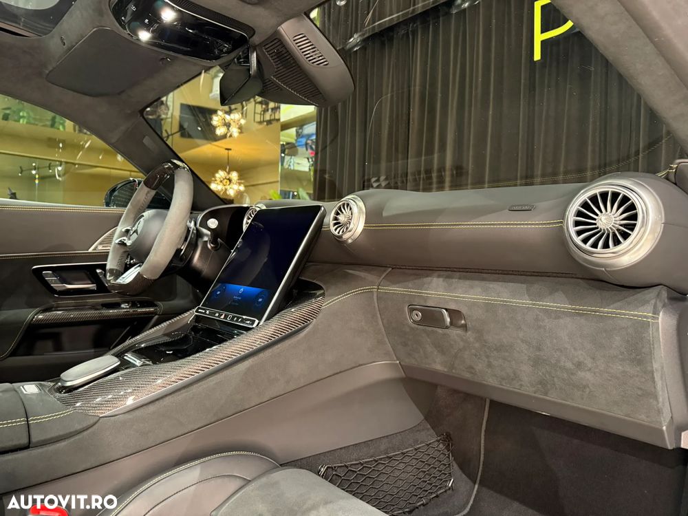 Mercedes-Benz AMG GT - 24