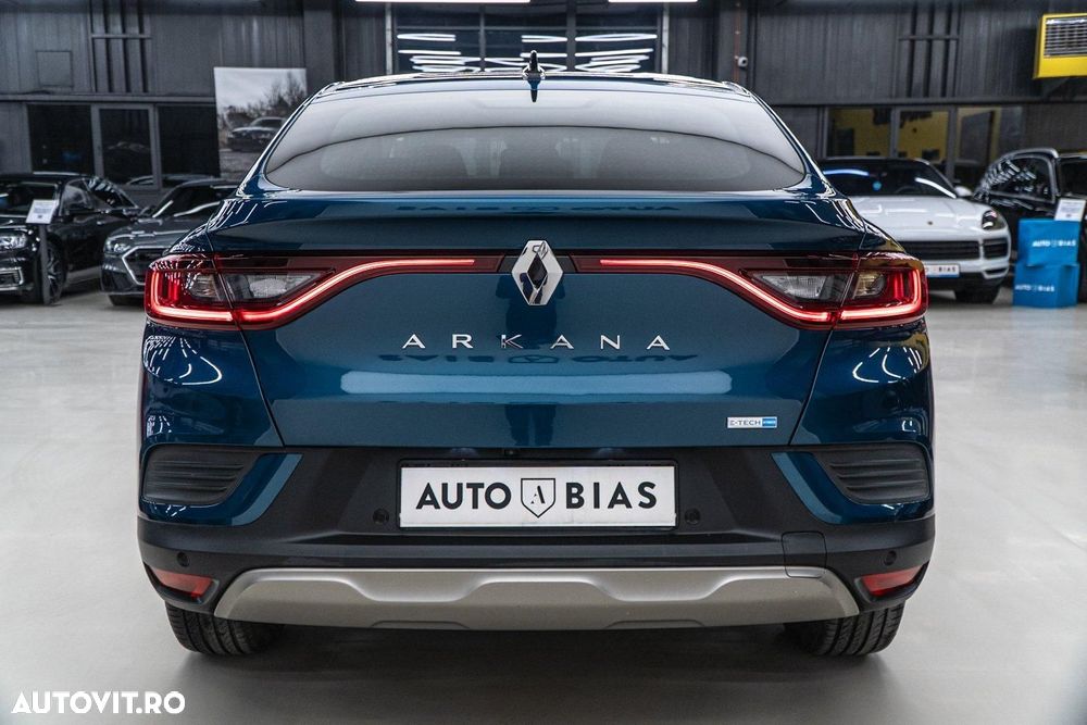 Renault Arkana E-TECH 145 Evolution - 26