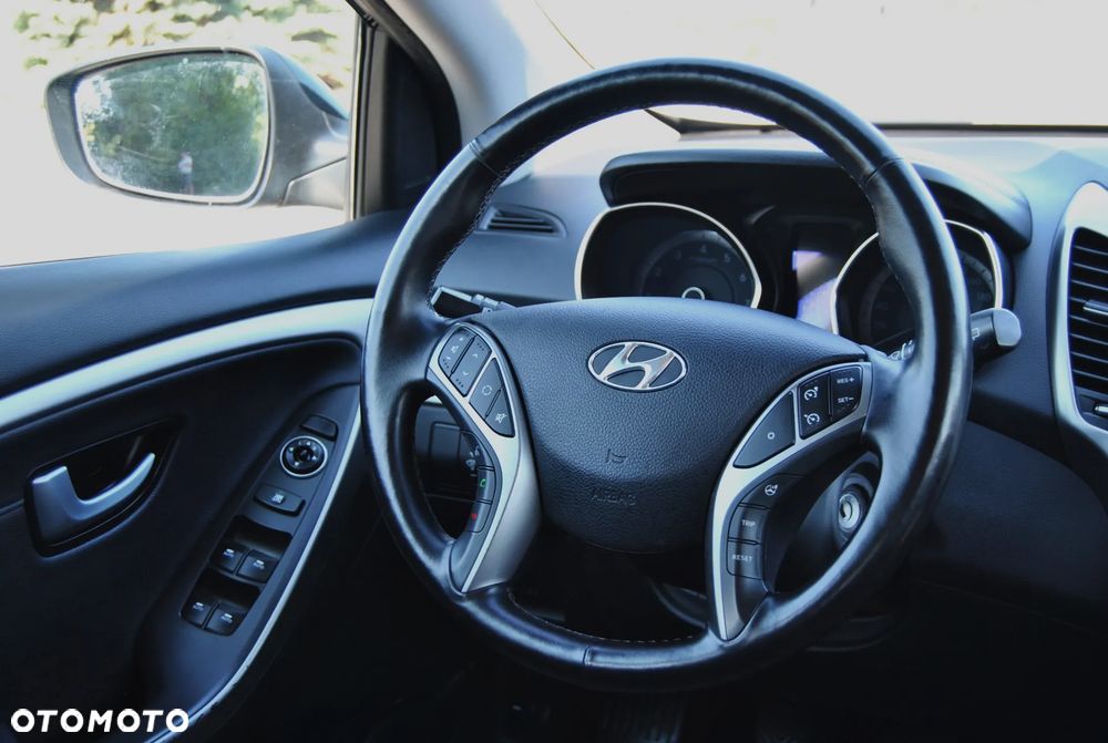 Hyundai i30 - 10