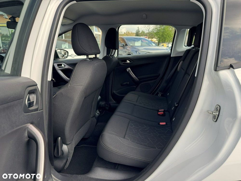 Peugeot 2008 1.2 Pure Tech Active - 21