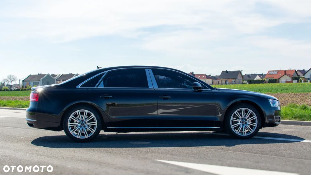 Audi A8 4.2 FSI L Quattro - 4