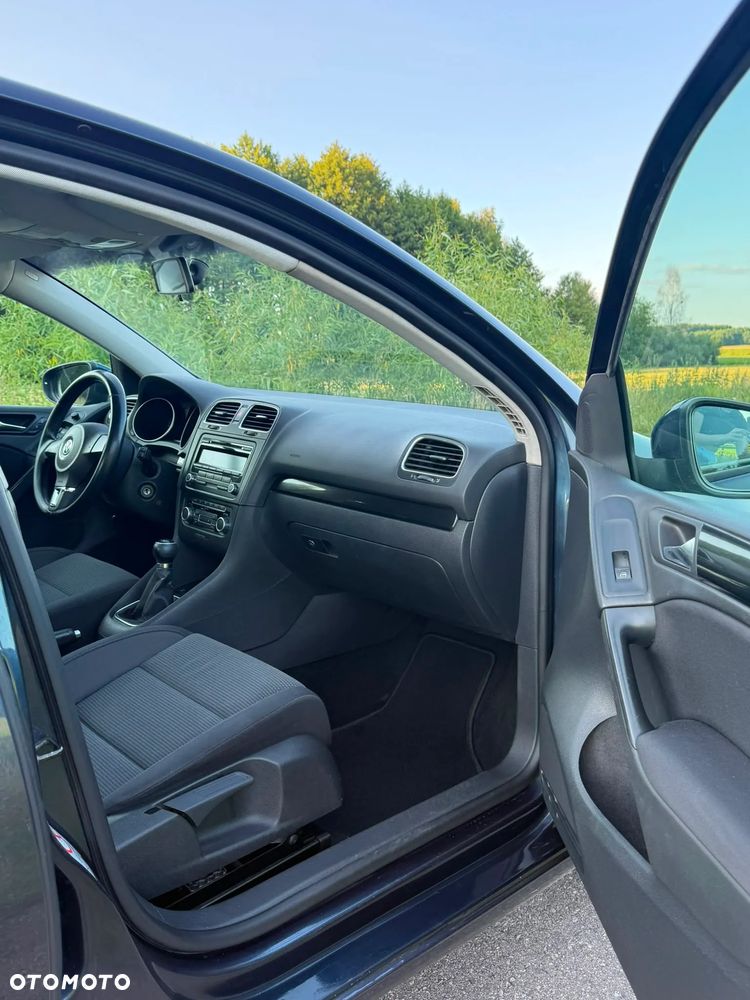 Volkswagen Golf 1.6 TDI Comfortline - 24