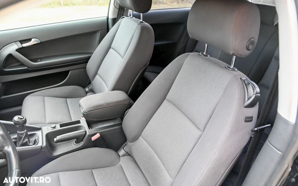 Audi A3 ver-1-4-tfsi-attraction - 10