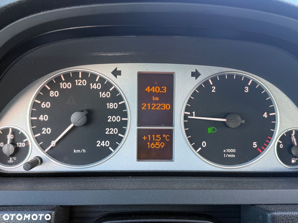 Mercedes-Benz Klasa B 180 CDI - 14
