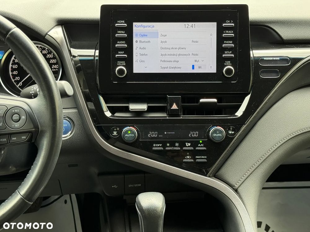 Toyota Camry 2.5 Hybrid Comfort CVT - 9