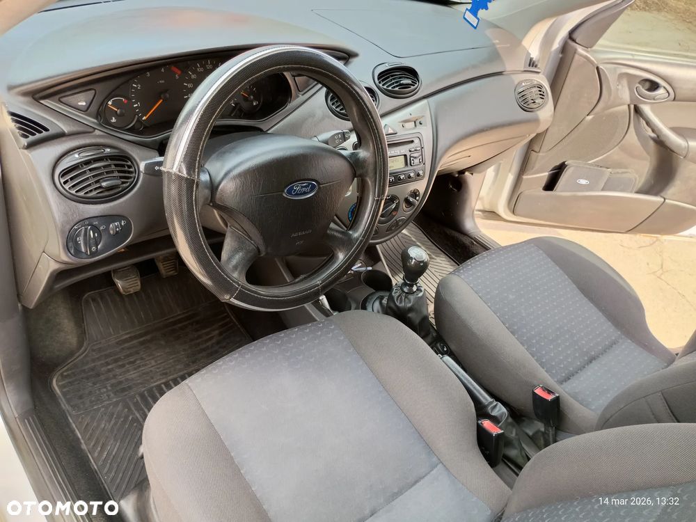 Ford Focus 1.8 TDCi Comfort - 10