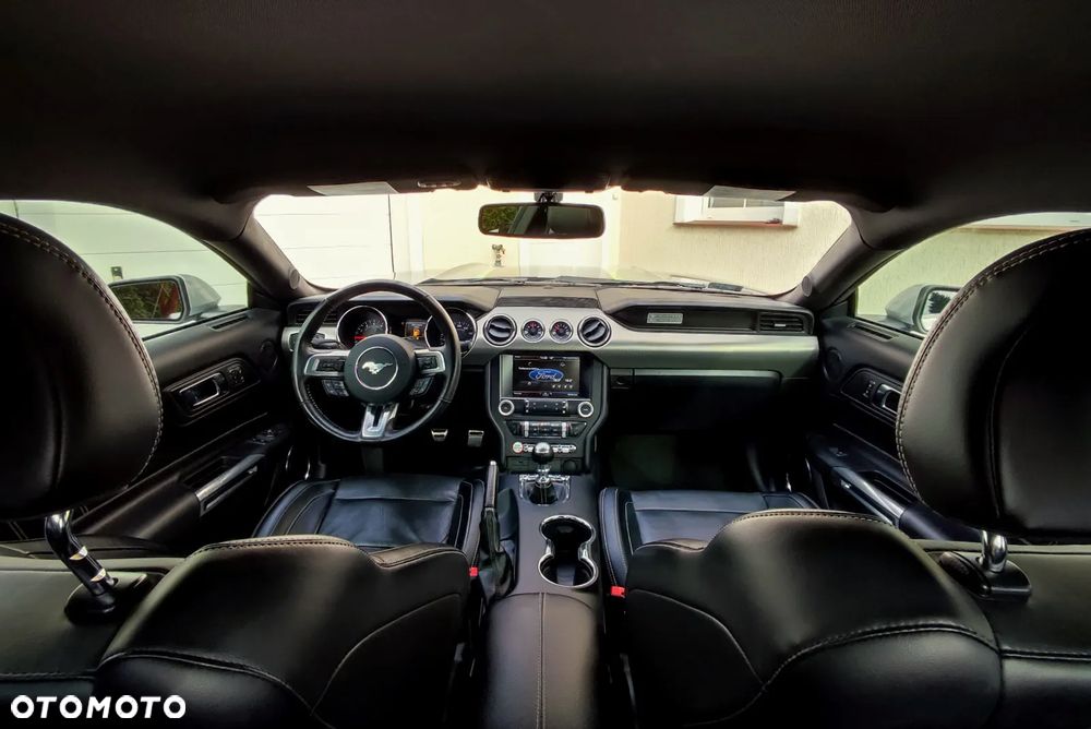 Ford Mustang 2.3 Eco Boost - 5