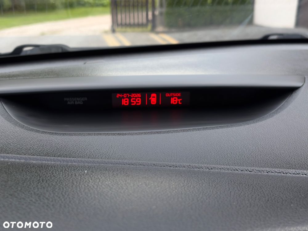 Kia Ceed 1.6 CRDi 136 ISG Platinum Edition - 22