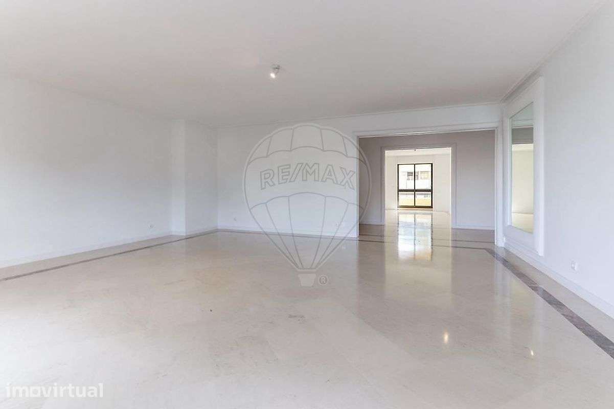 Apartamento T4 para venda - Grande imagem: 5/8