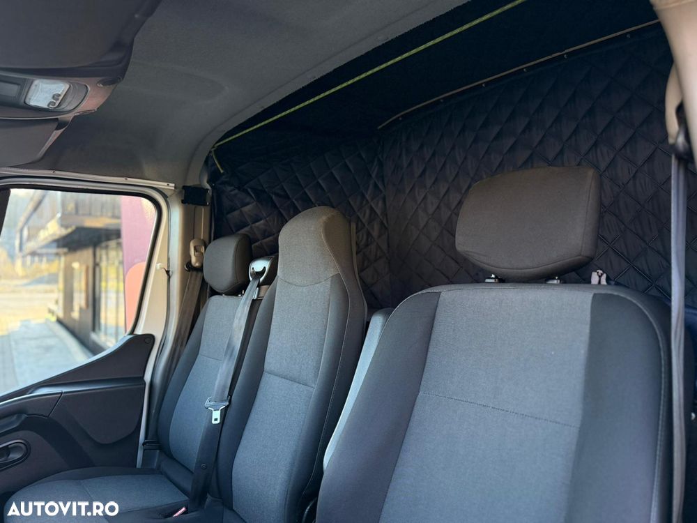 Renault Master 2.3 Blue 135 TT Furgon CD 3,5t L3H2 9 m3 - 14