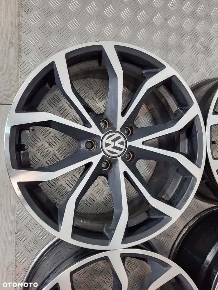 Vw Golf Passat Felgi Aluminiowe 18 5x112 - 5