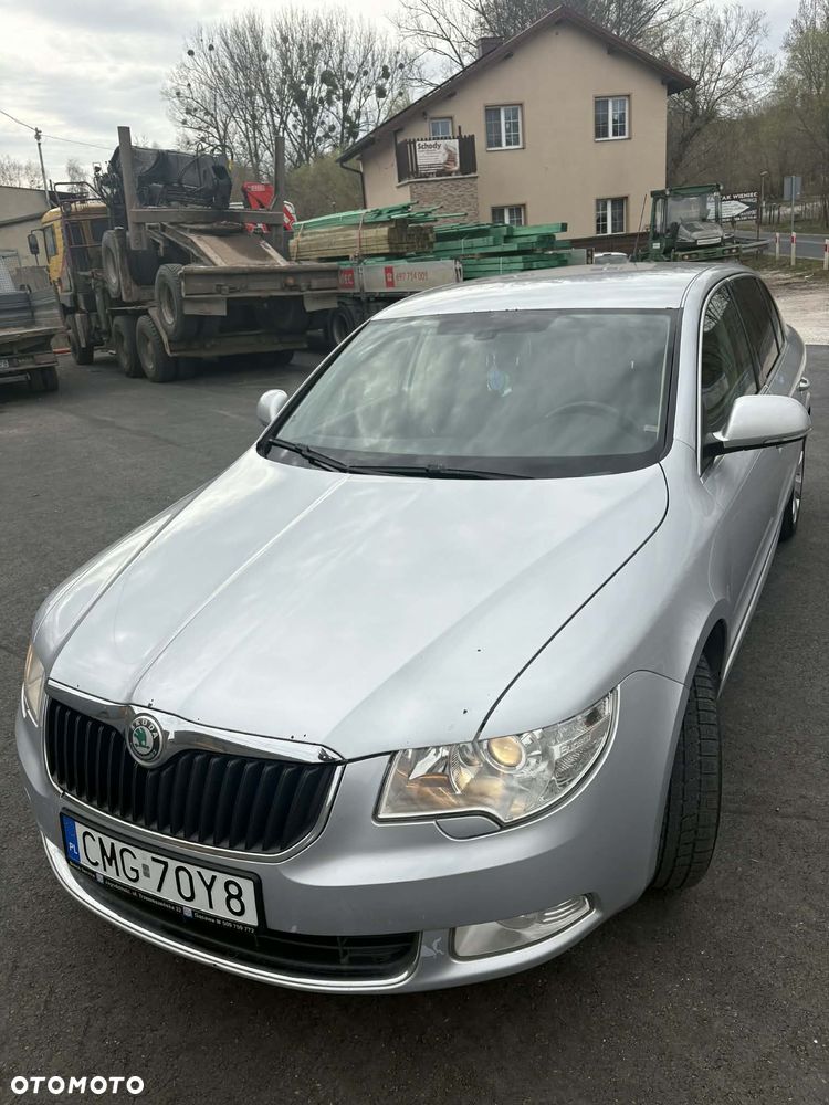 Skoda Superb 2.0 TDI Ambition DSG - 4