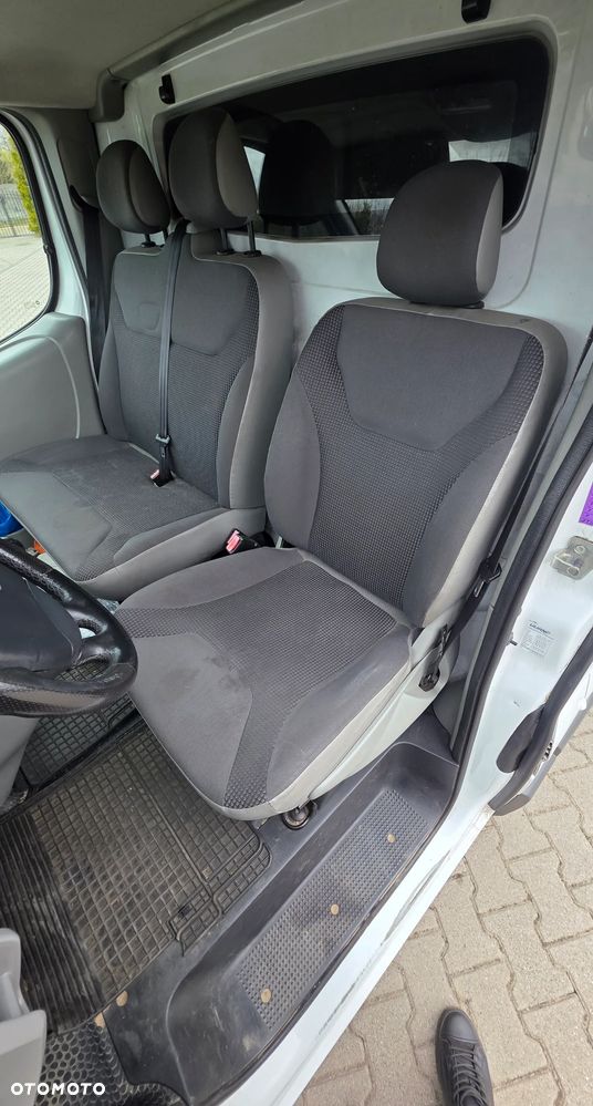 Opel Vivaro - 14