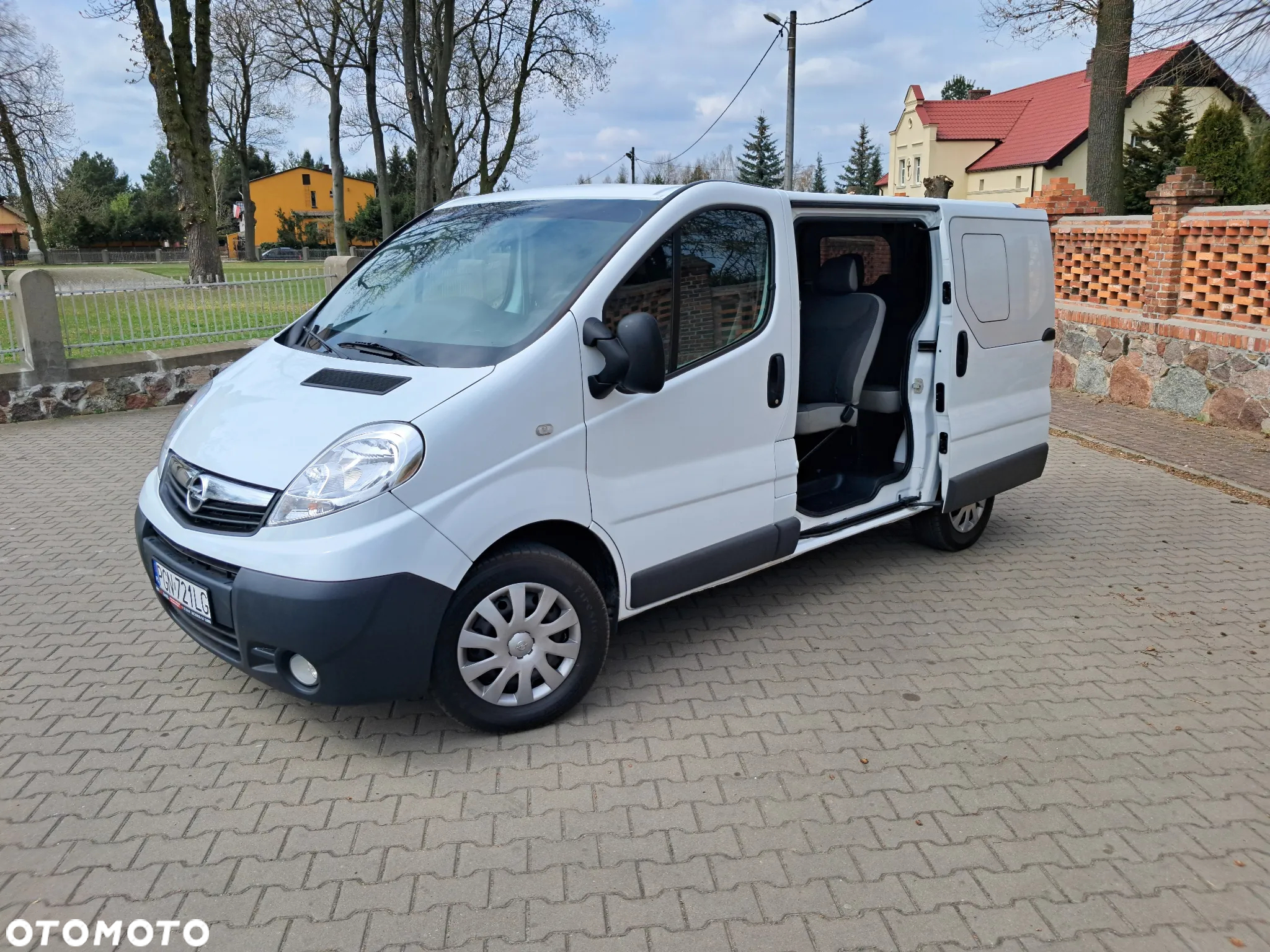 Opel Vivaro - 16