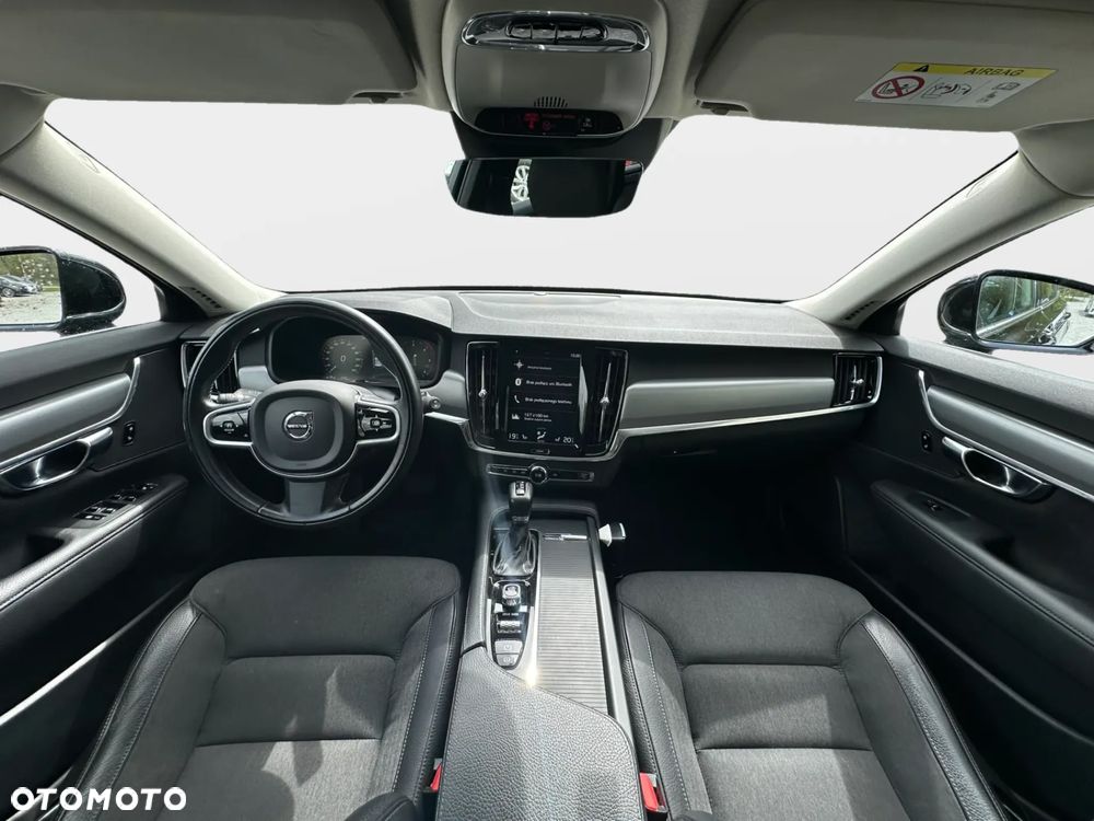 Volvo V90 D4 Momentum - 8