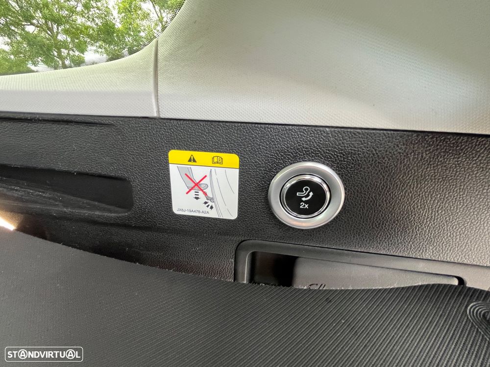 Ford Focus SW 1.0 EcoBoost S&S TITANIUM - 8
