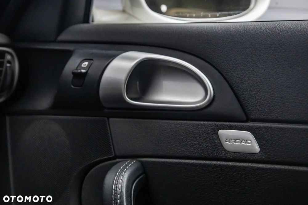 Porsche 911 Carrera Tiptronic S - 28