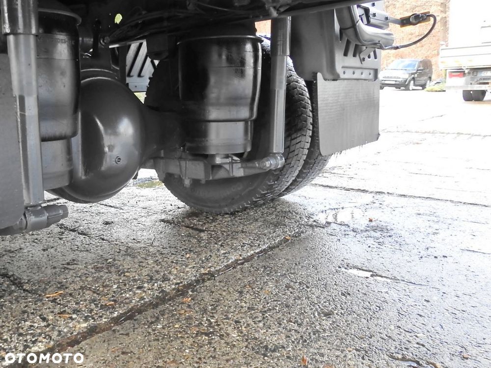 Mercedes-Benz ATEGO 12.24 KONTENER WINDA 18 PALET TEMPOMAT KLIMATYZACJA AUTOMAT  BLIŹNIACZE KOŁA  240KM - 24