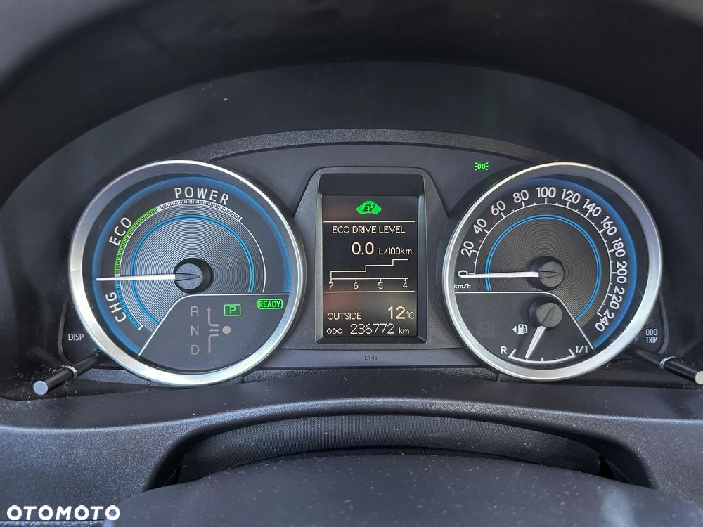 Toyota Auris - 12