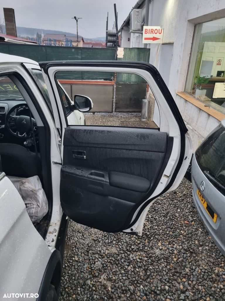Usa Dreapta Spate Mitsubishi ASX Facelift 2012 2012 - 2015 SUV 4 Usi alb (1129) - 2