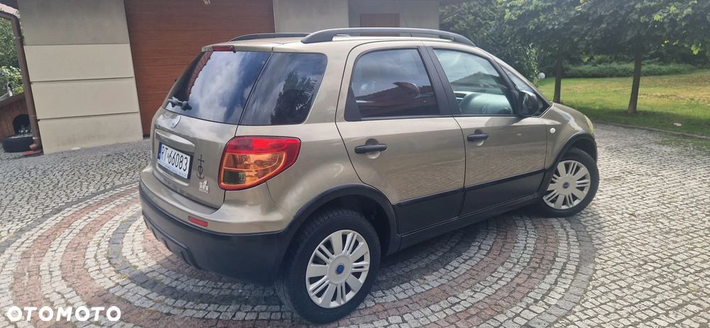 Fiat Sedici 1.6 16V 4x4 Luxury - 3