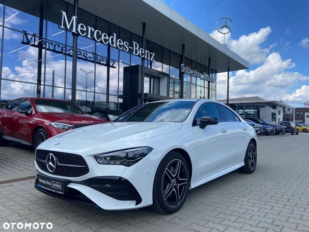 Mercedes-Benz CLA 200 AMG Line 7G-DCT - 1