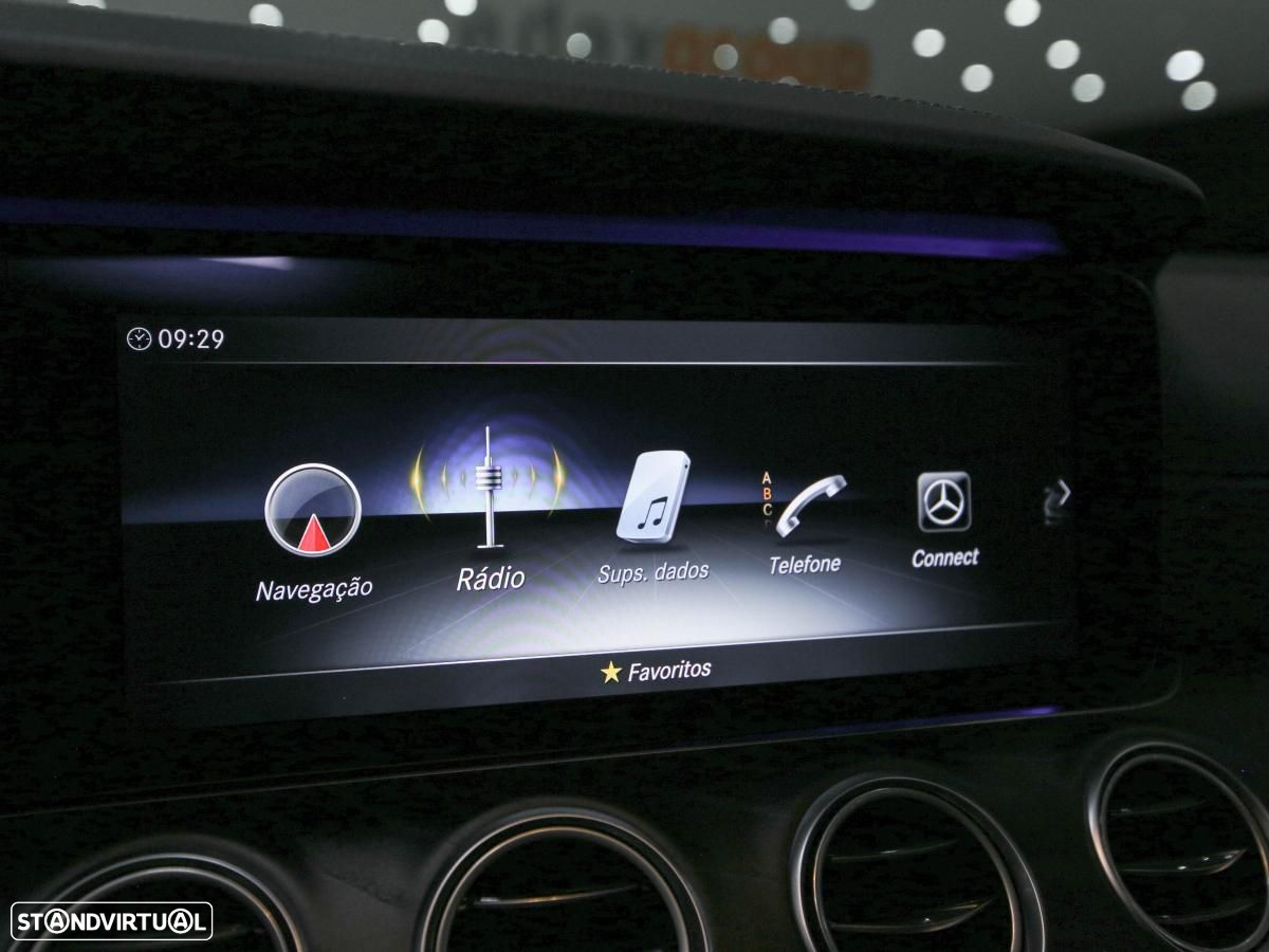 Mercedes-Benz E 300 de AMG Line - 20