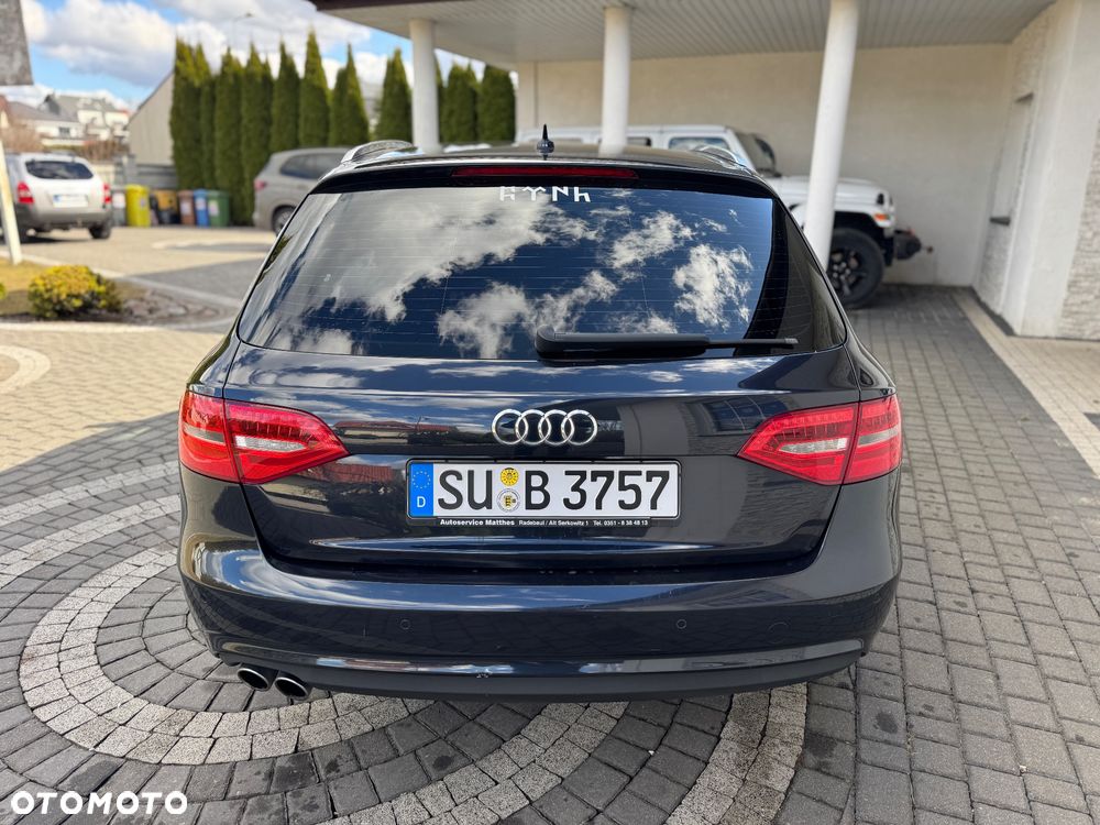 Audi A4 Avant 2.0 TDI S tronic - 5