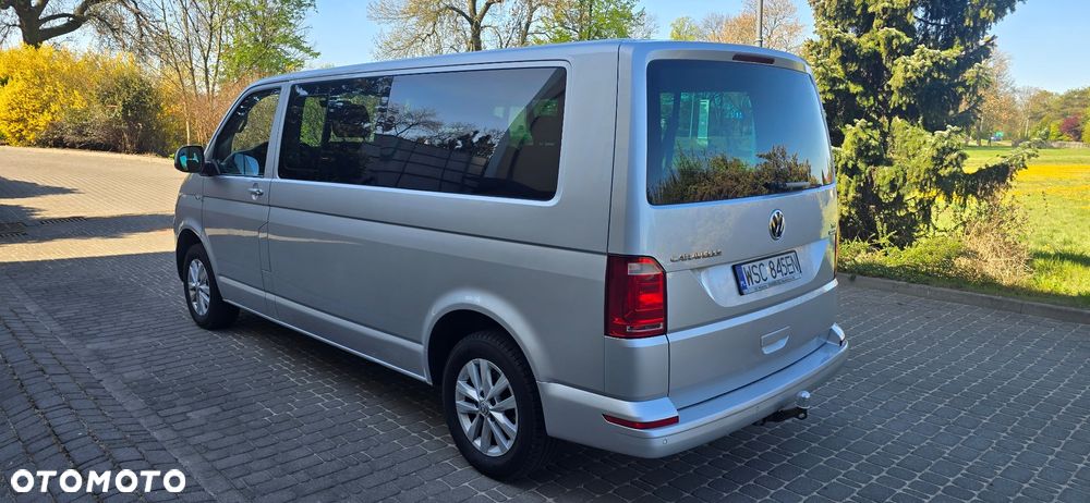 Volkswagen Caravelle - 9