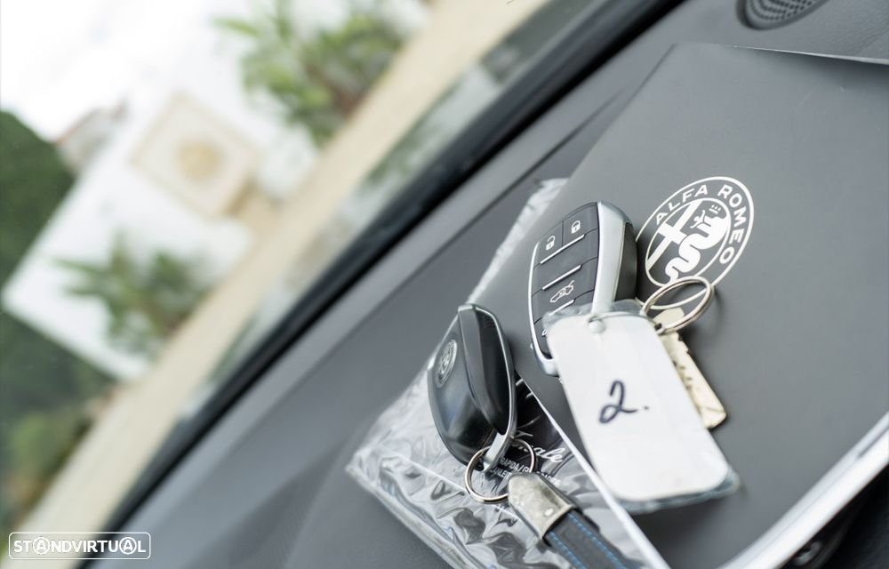 Alfa Romeo Tonale 1.3 Plug-In Hybrid Sprint e-AWD - 17