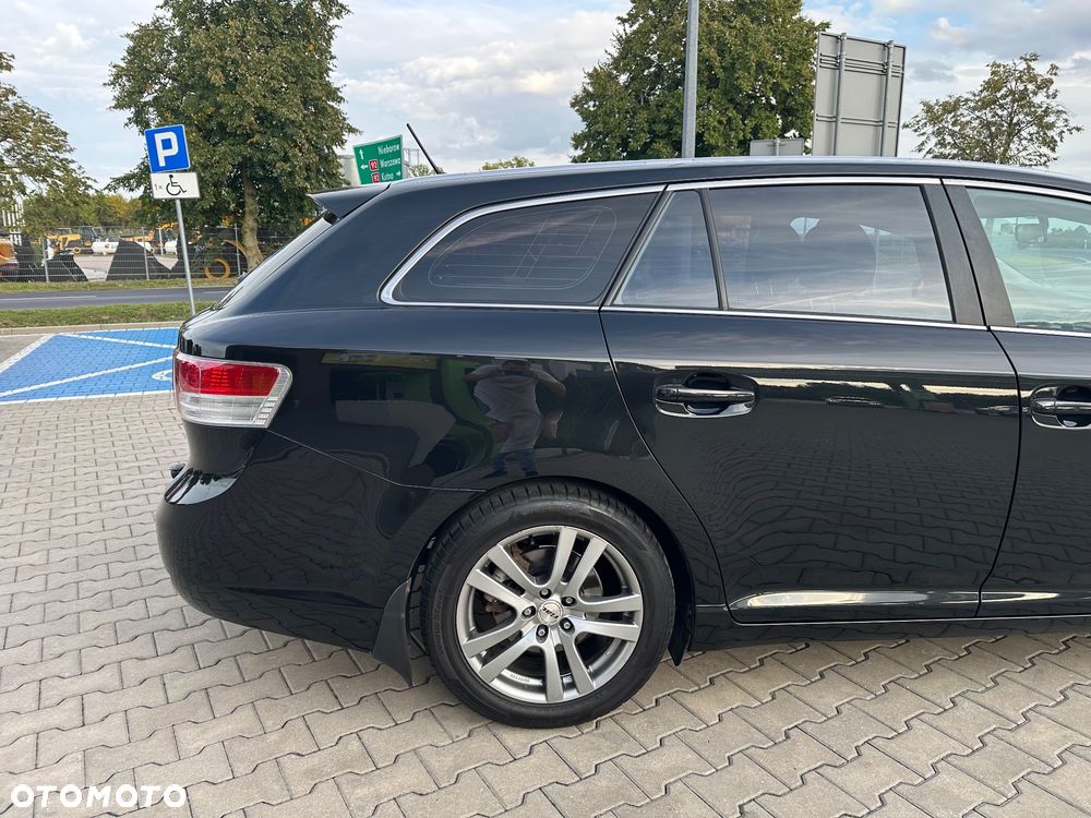 Toyota Avensis 1.6 Life - 7
