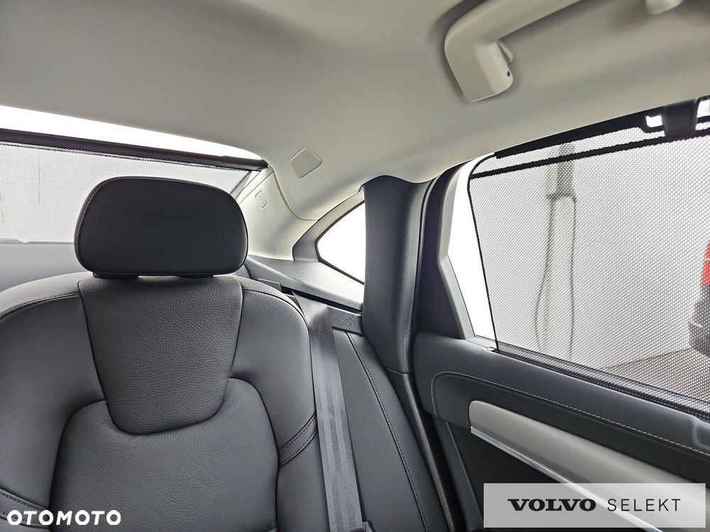 Volvo S90 T8 AWD Plug-In Hybrid Plus Dark - 27