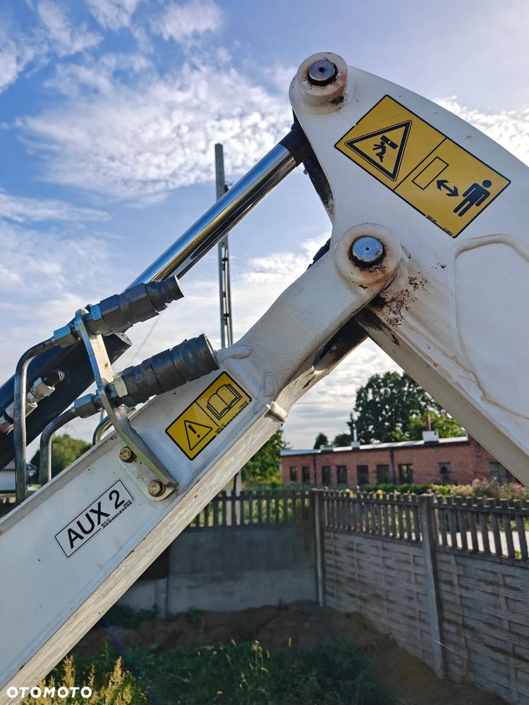 Bobcat E19 - 24