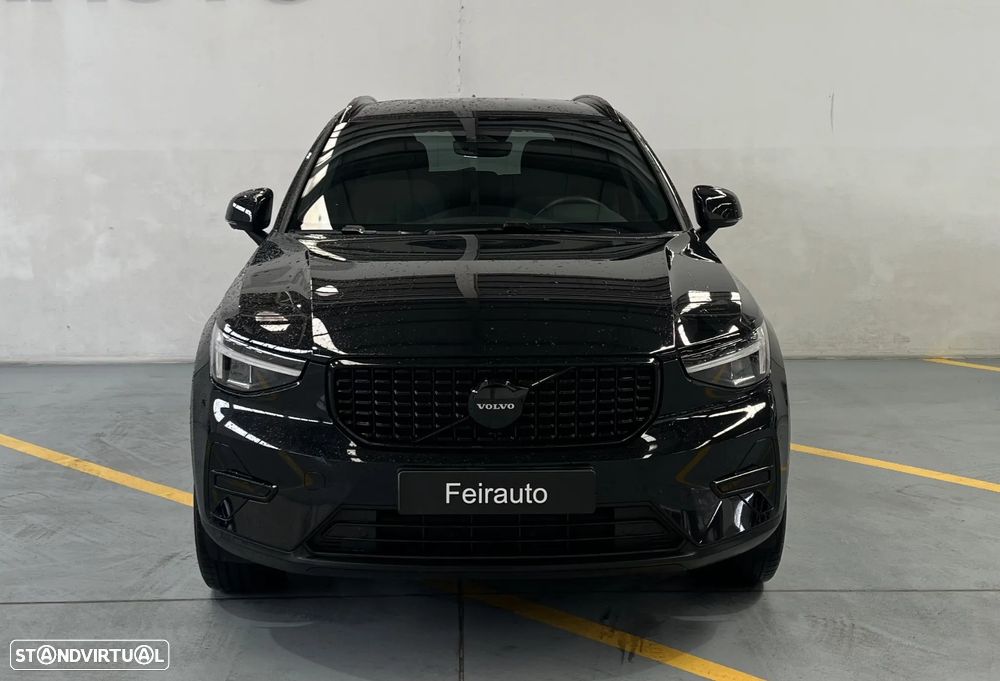 Volvo XC 40 2.0 B3 Black Edition - 7